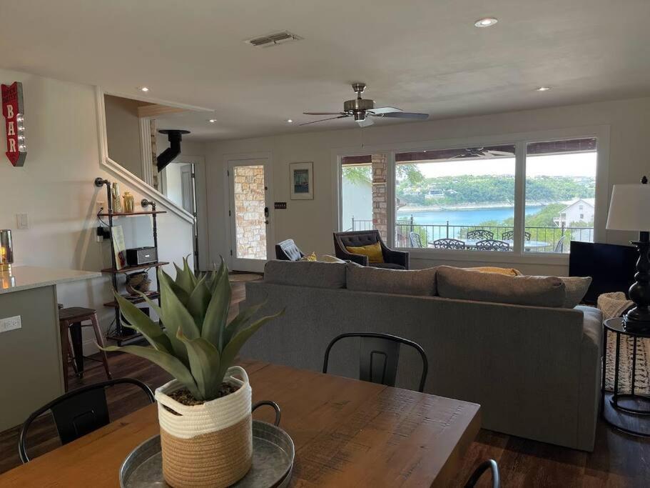 Lakeview Bungalow-Access To Lake, Pool, Gym, &Park Lago Vista エクステリア 写真
